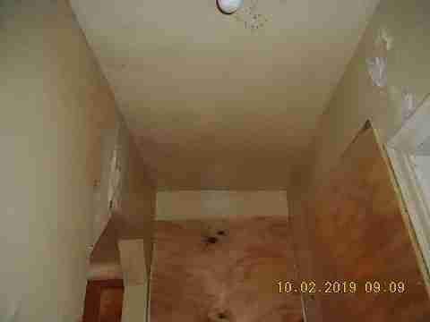 7721 Montrose (24)_m.jpg